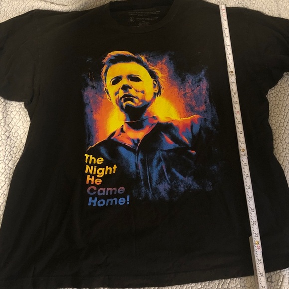 Black Halloween Graphic T-Shirt - Picture 4 of 6